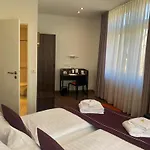 sevenDays Hotel Karlsruhe