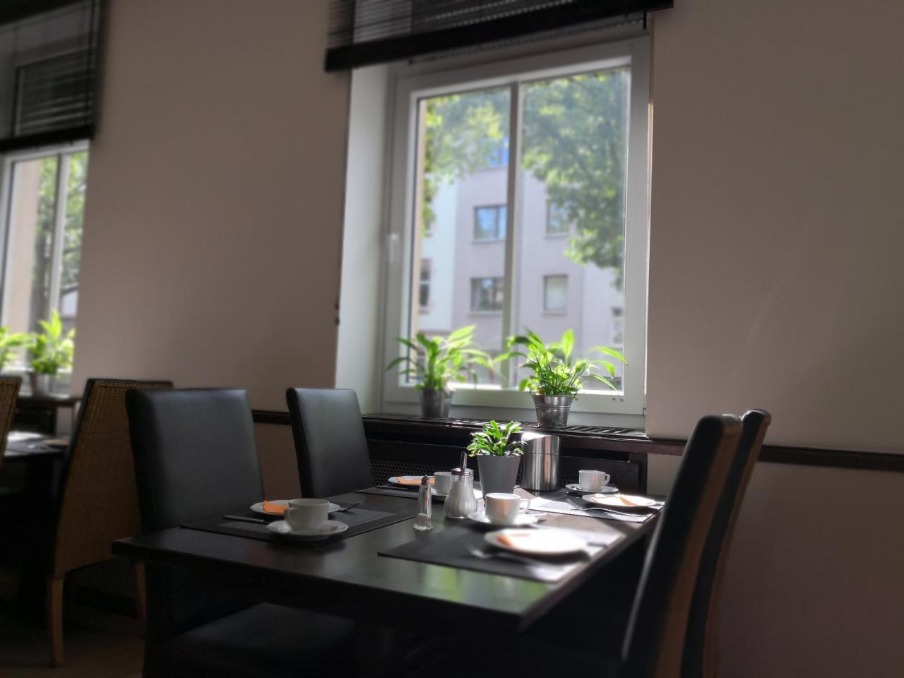 Hotel Sevendays